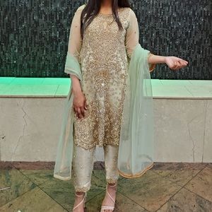 Pakistani wedding outfit!